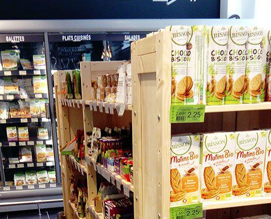 Mobilier wooden stock supermarché
